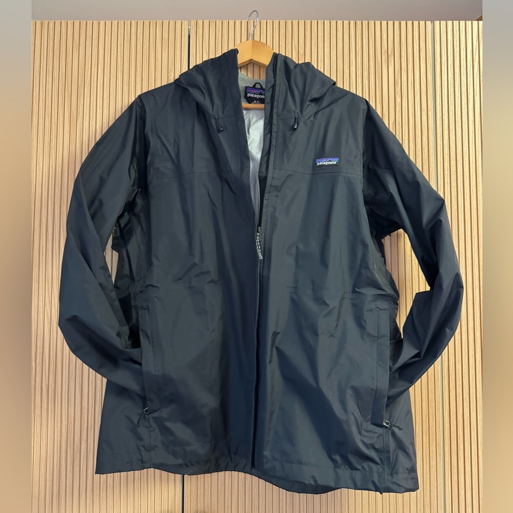 Patagonia Torrentshell 3L Jacket – Women’s XL